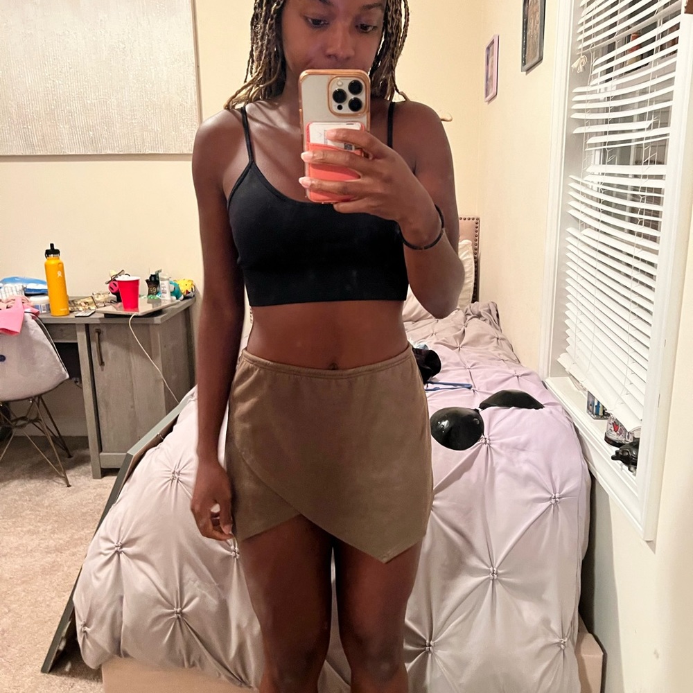 Asymmetrical skort
